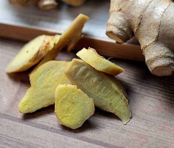 How to peel ginger with a spoon