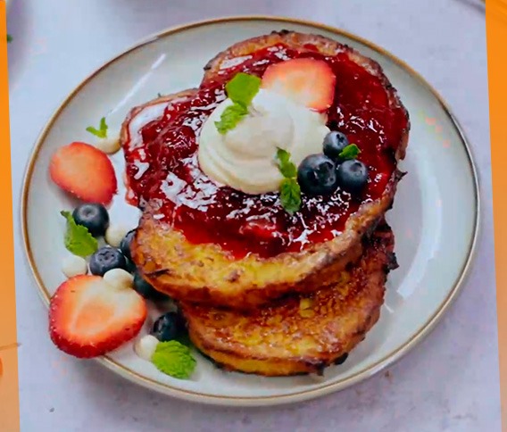 Fluffy French Toast with Strawberry Puree